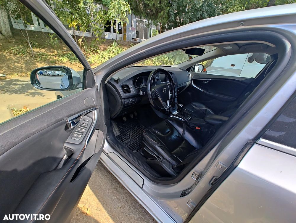 Volvo V40 D2 Ocean Race - 5