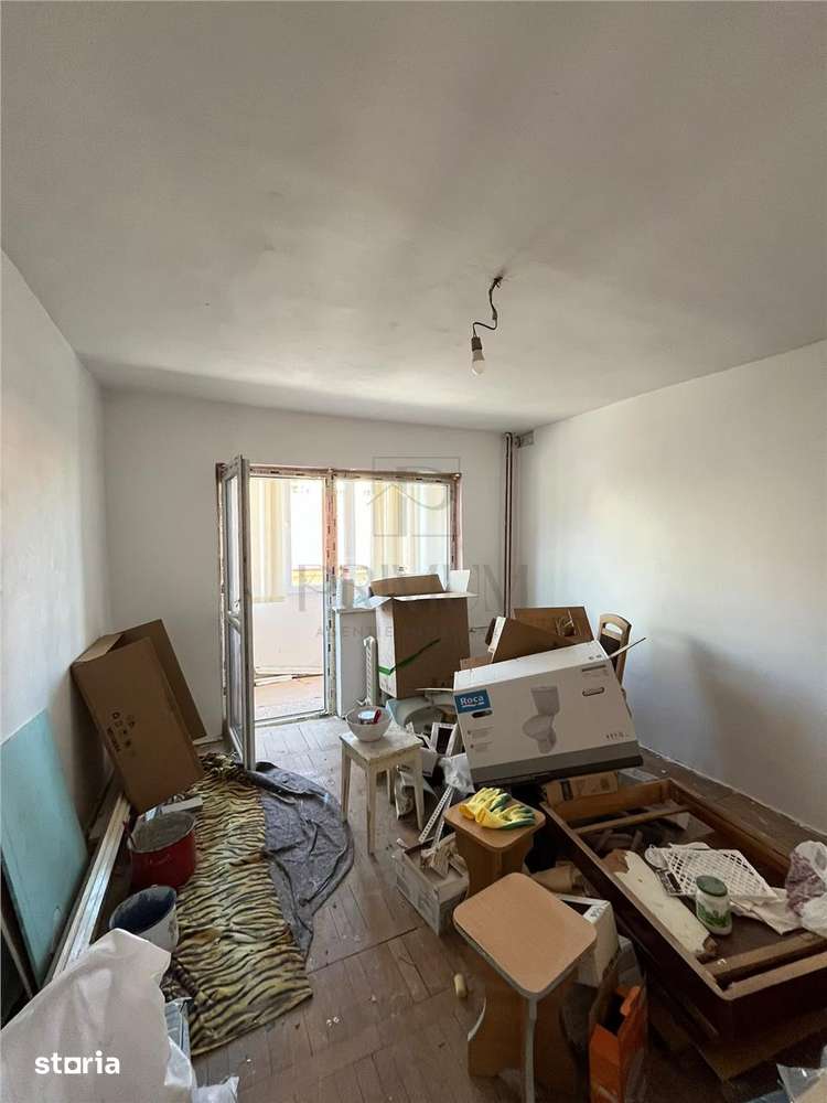 Sagului - 2 Camere - Etaj 1 - Decomandat - Partial renovat - Bloc izol — fotografia 3