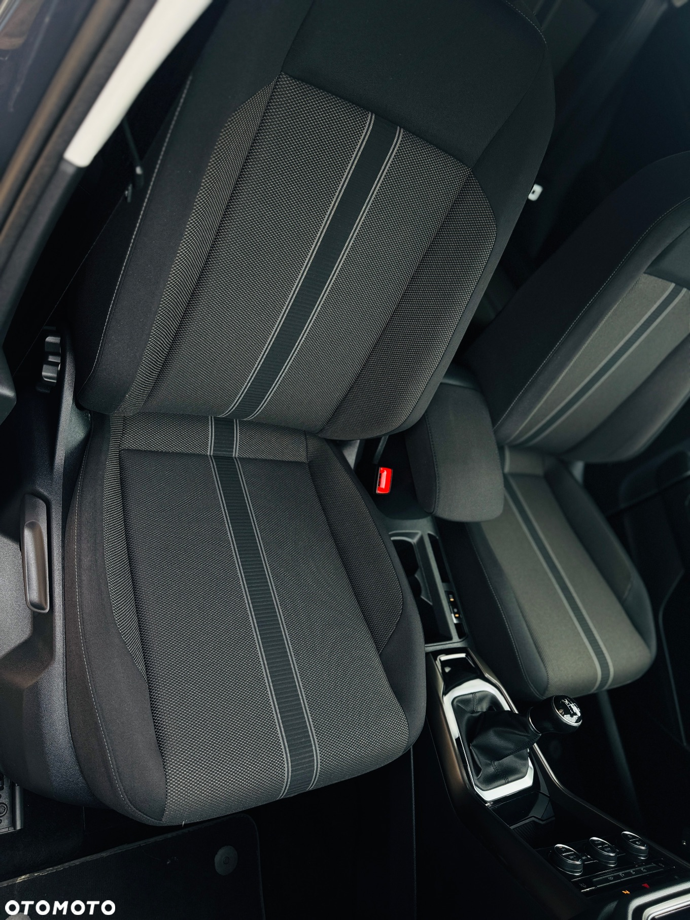 Volkswagen T-Roc 1.0 TSI Life Plus - 9