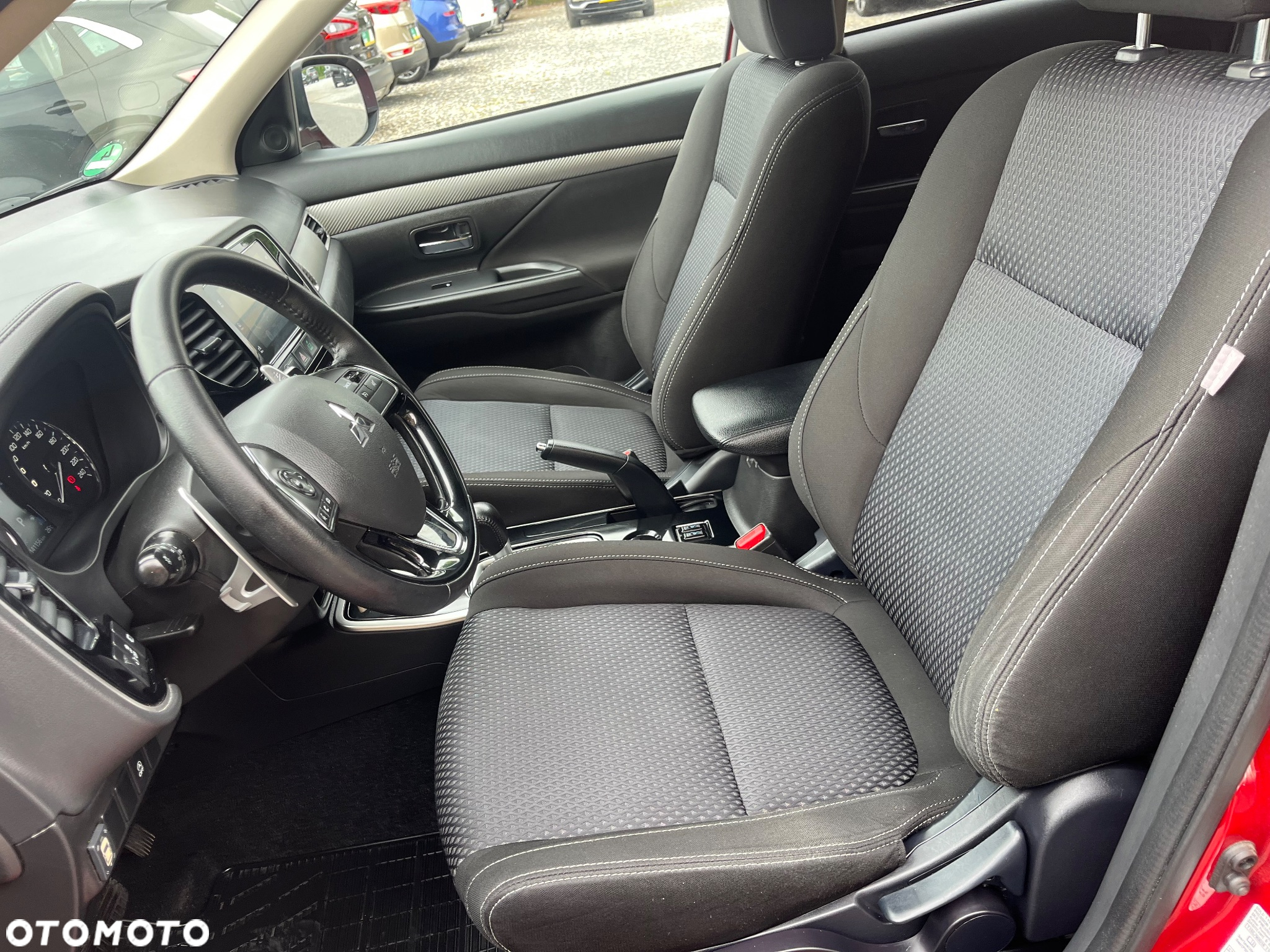 Mitsubishi Outlander 2.0 2WD CVT Diamant Edition+ - 6