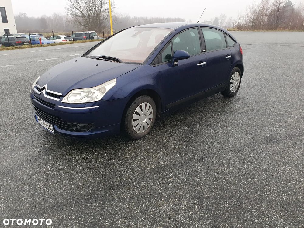 Citroën C4 2.0 16V Exclusive - 1