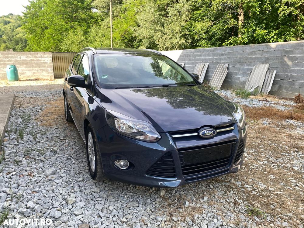 Ford Focus 1.6 TDCi DPF Titanium - 9