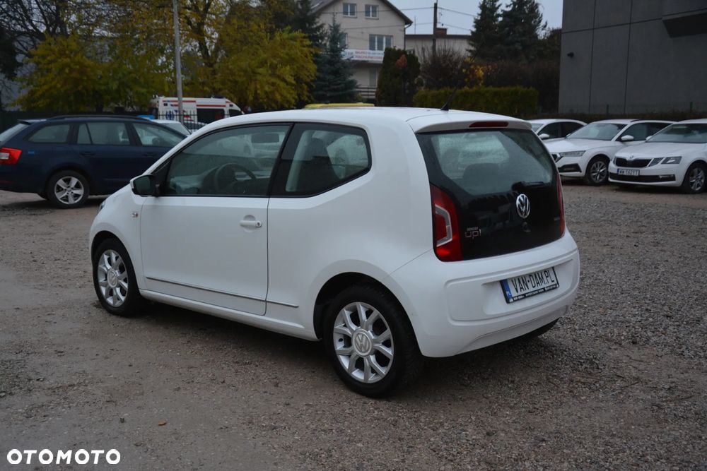 Volkswagen up! (BlueMotion Technology) move - 5