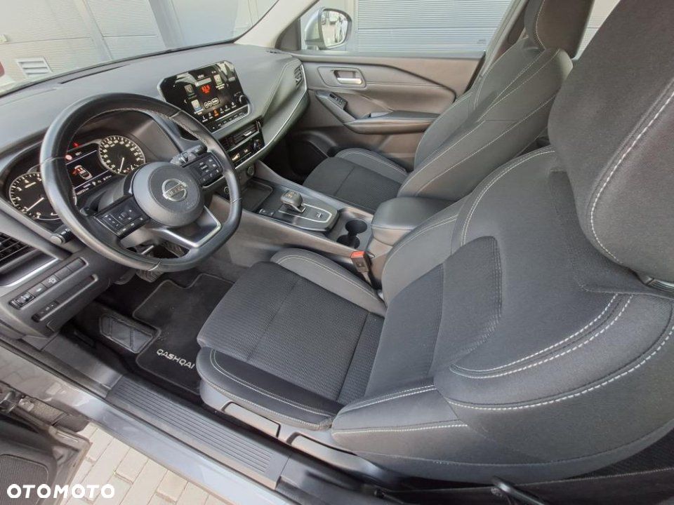 Nissan Qashqai - 10