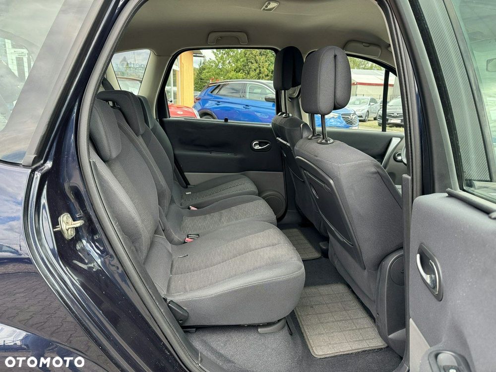 Renault Scenic - 22