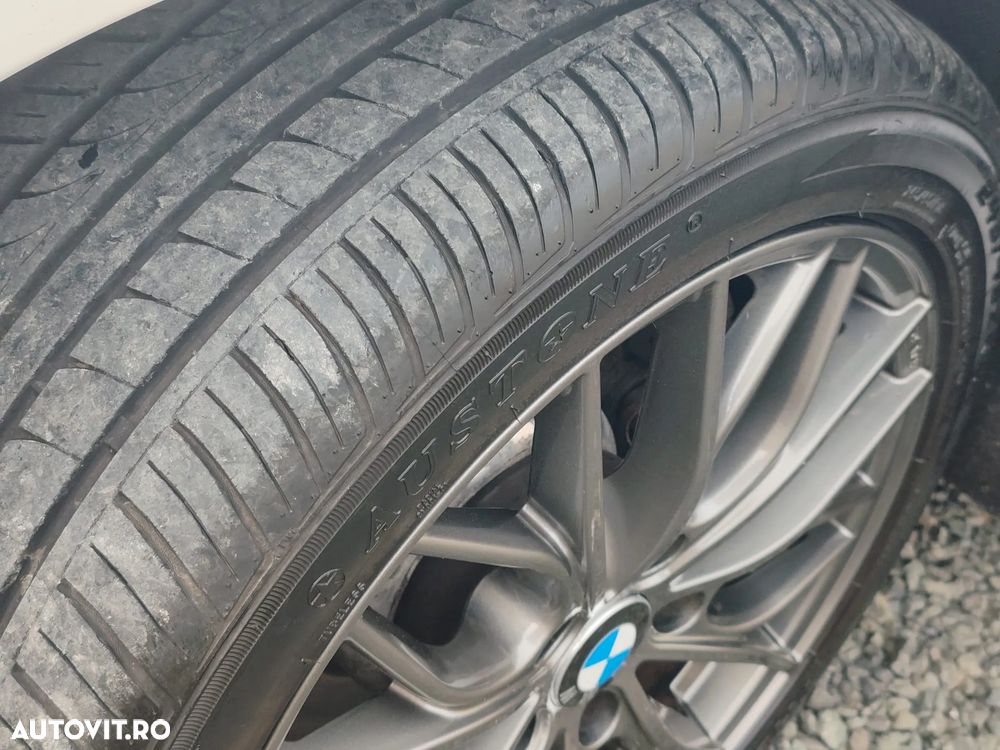 BMW Seria 5 520d - 26