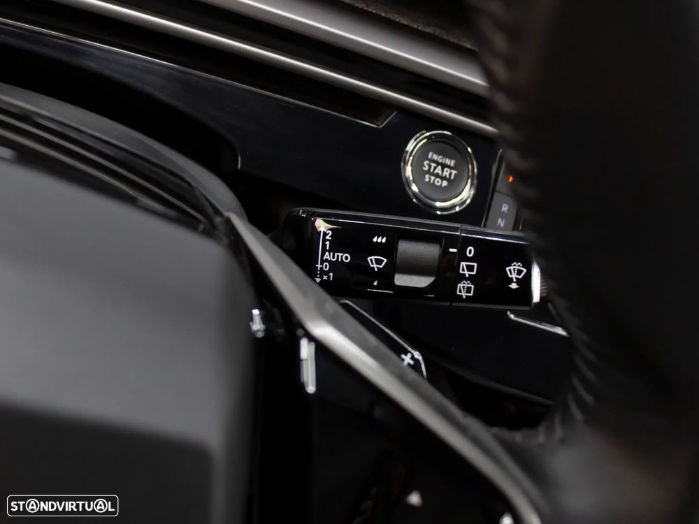 Peugeot 5008 1.2 Hybrid Allure e-DCS6 - 29