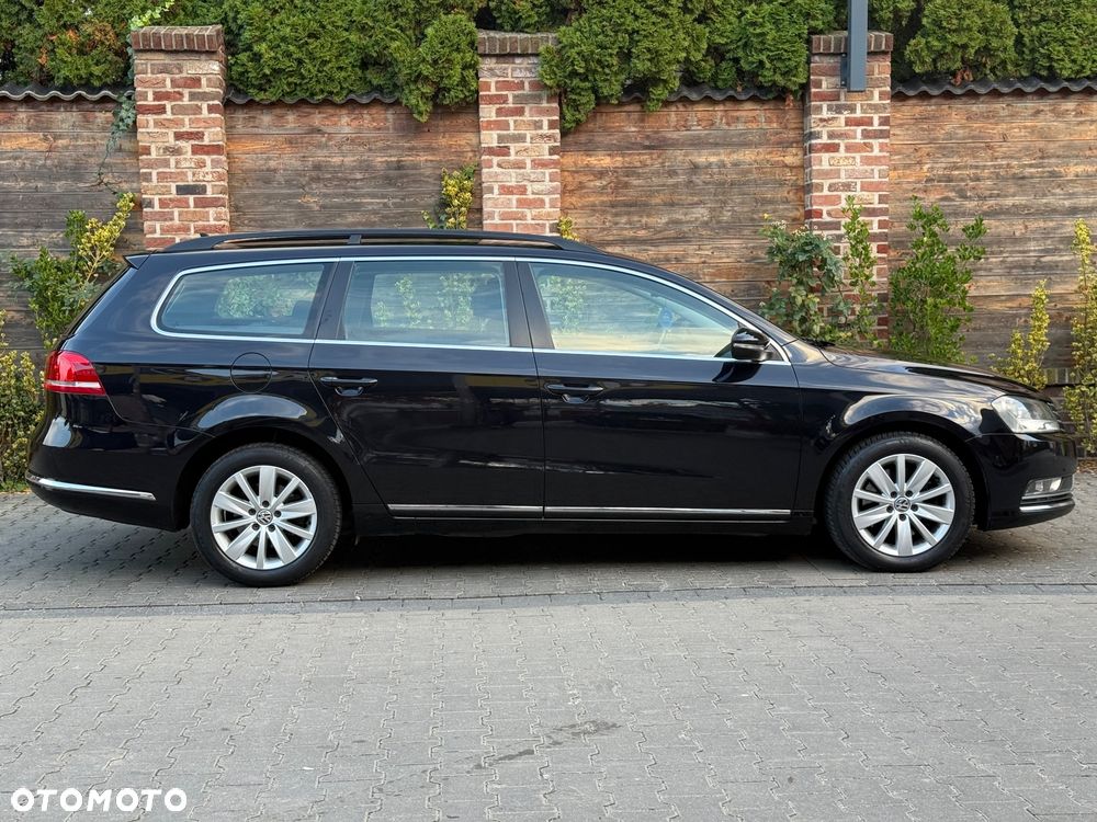 Volkswagen Passat 2.0 TDI DPF DSG Comfortline - 16
