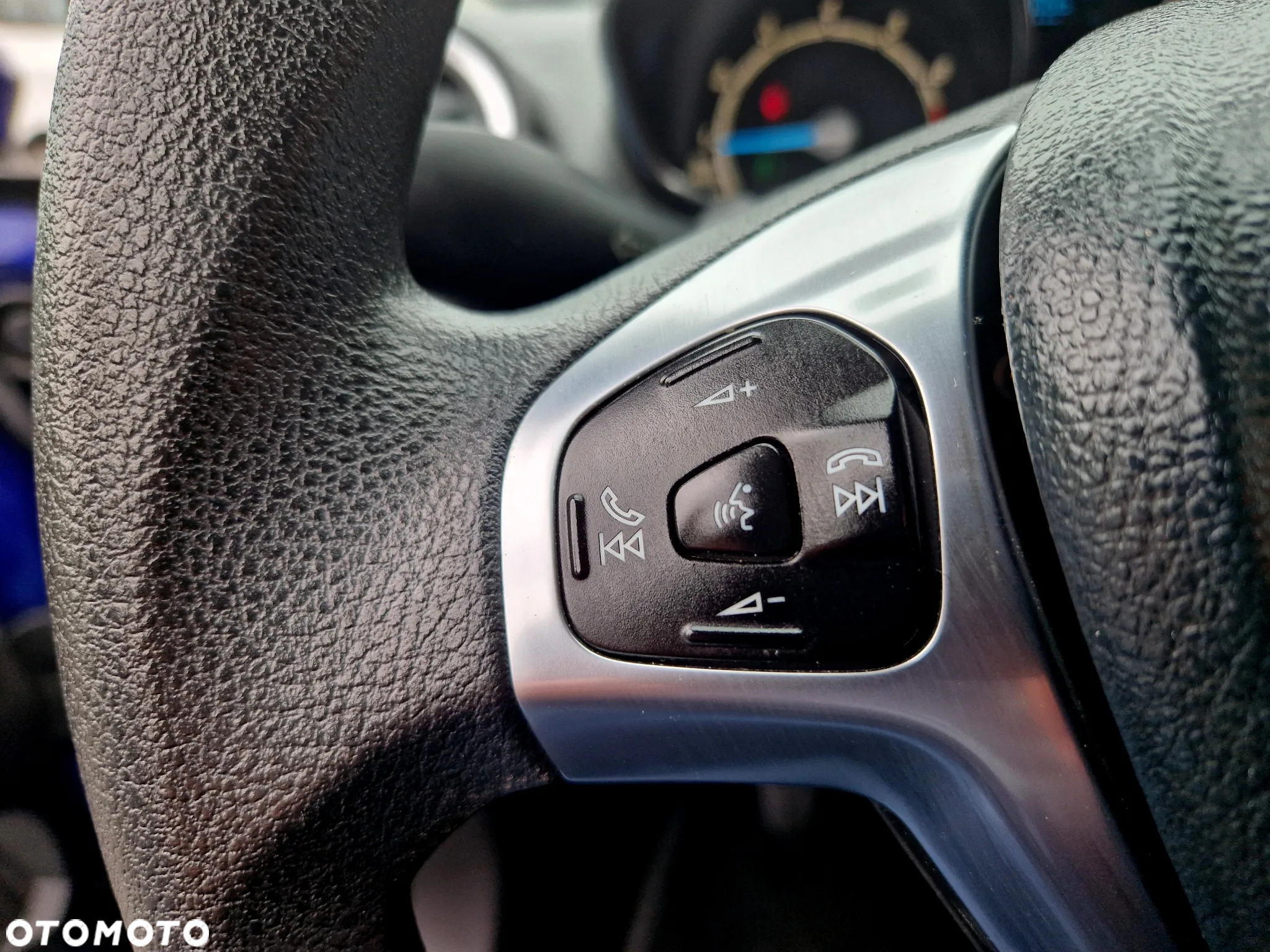 Ford Fiesta 1.0 EcoBoost S&S TREND - 20