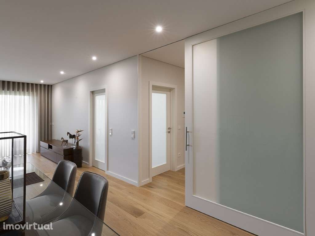 Edifício Portas do Sol - T3+1 - Grande imagem: 2/23