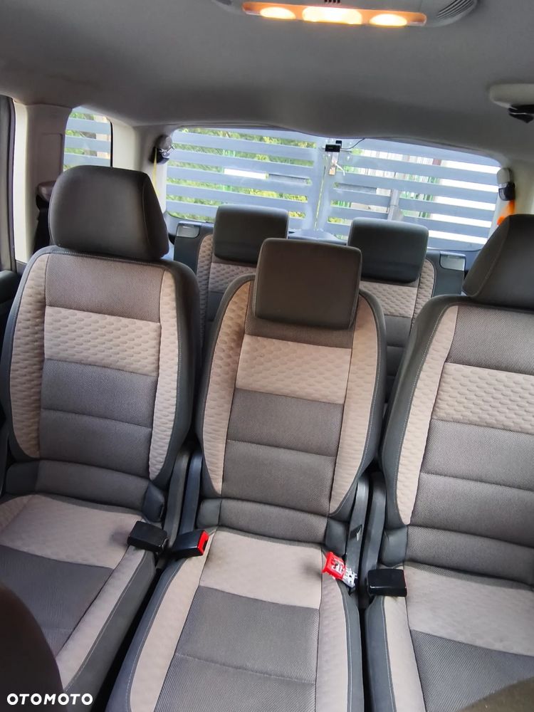 Volkswagen Touran 2.0 TDI DPF DSG Cross - 20