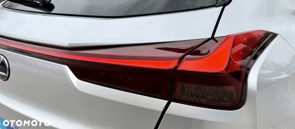 Lexus UX - 17
