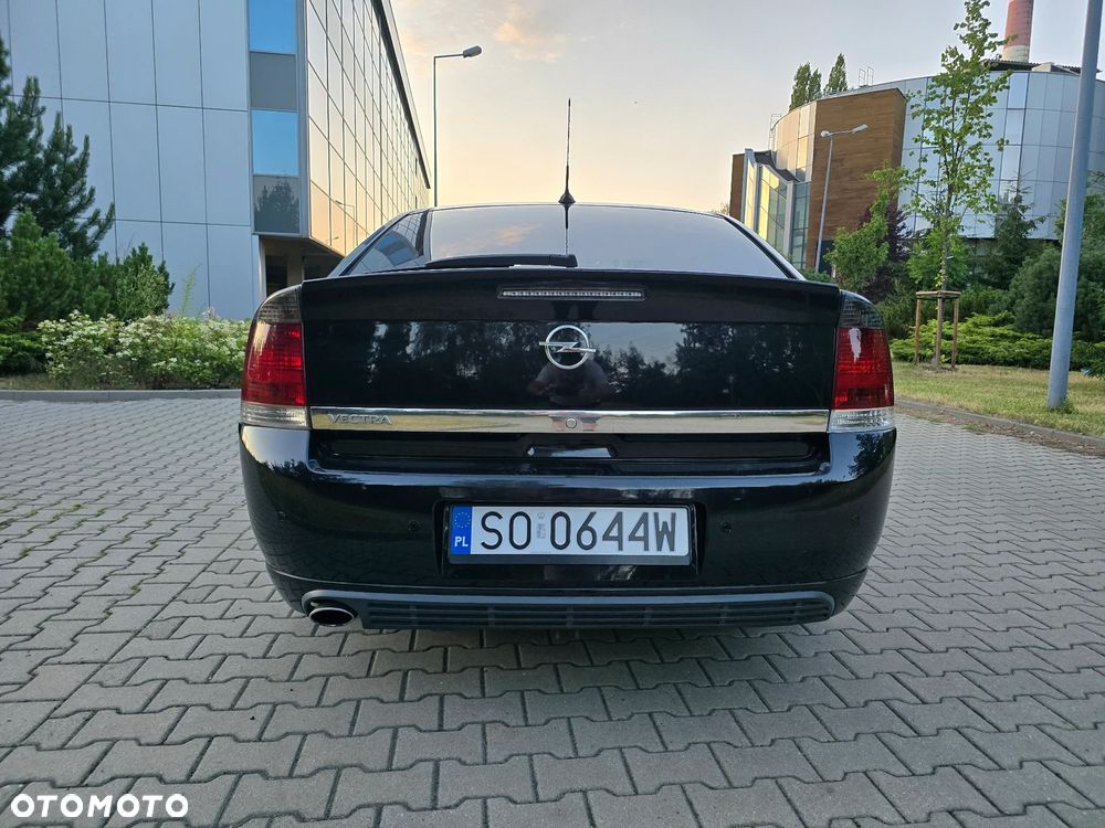 Opel Vectra 1.9 CDTI Business Sport - 28