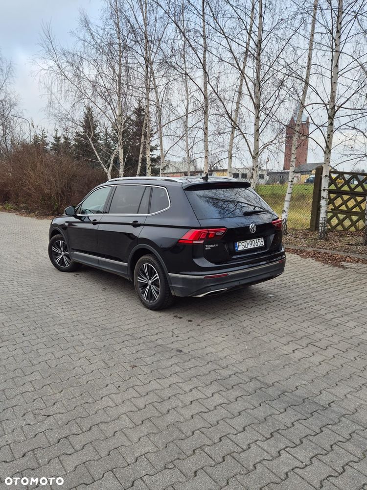 Volkswagen Tiguan - 12