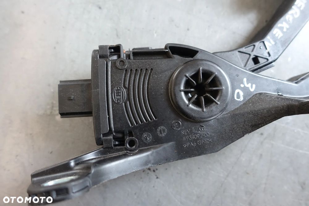 POTENCJOMETR GAZU CHEROKEE WK2 3.0 CRD 14r. 52124785AE - 2