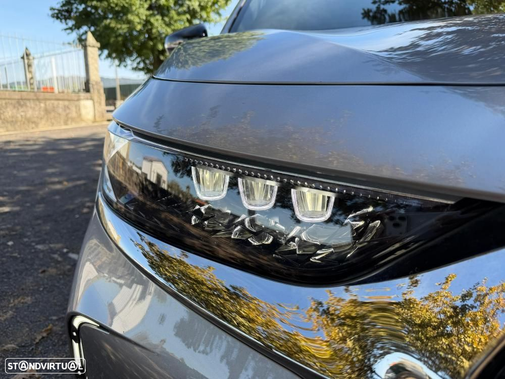 DS DS7 Crossback E-Tense Performance Line EAT8 - 28