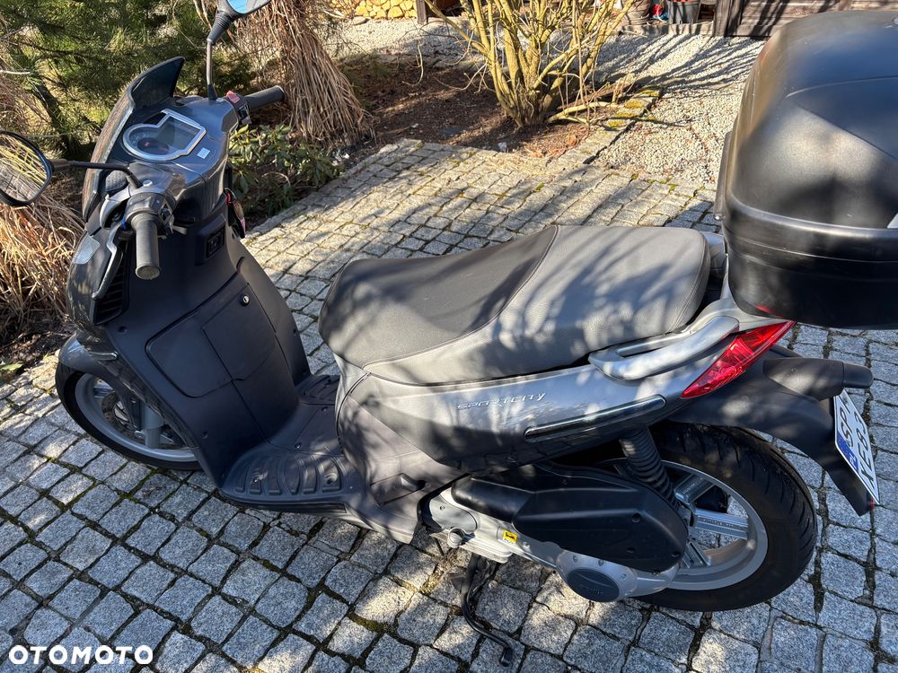 Aprilia Atlantic - 12