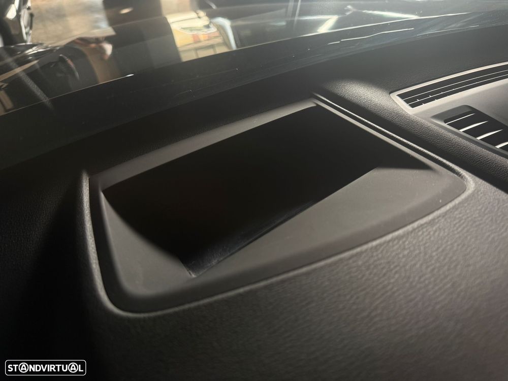 BMW X1 xDrive25e Advantage - 33