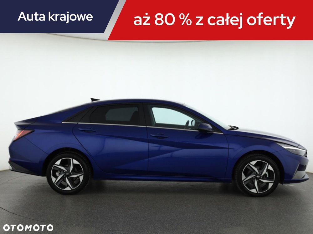 Hyundai Elantra - 8