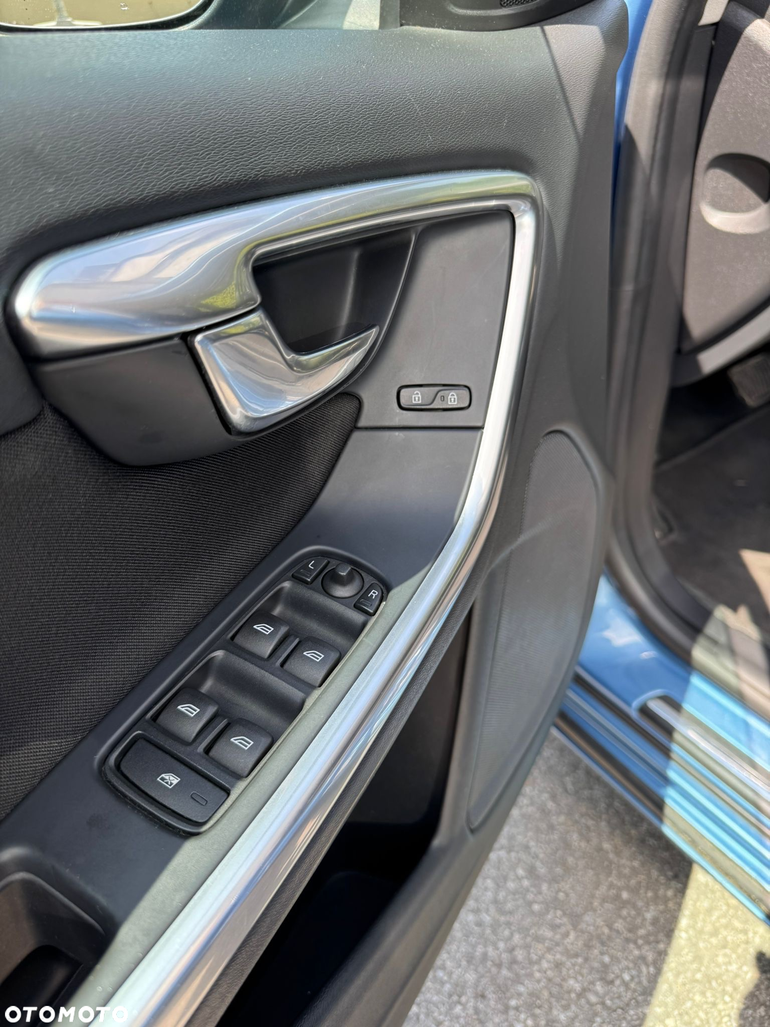 Volvo V60 D2 Momentum - 15