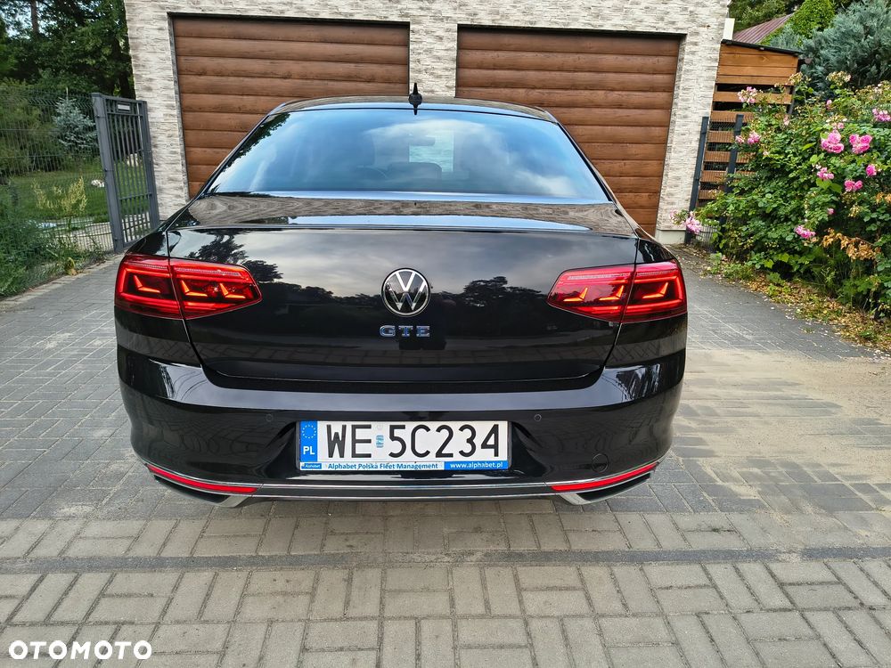 Volkswagen Passat - 7
