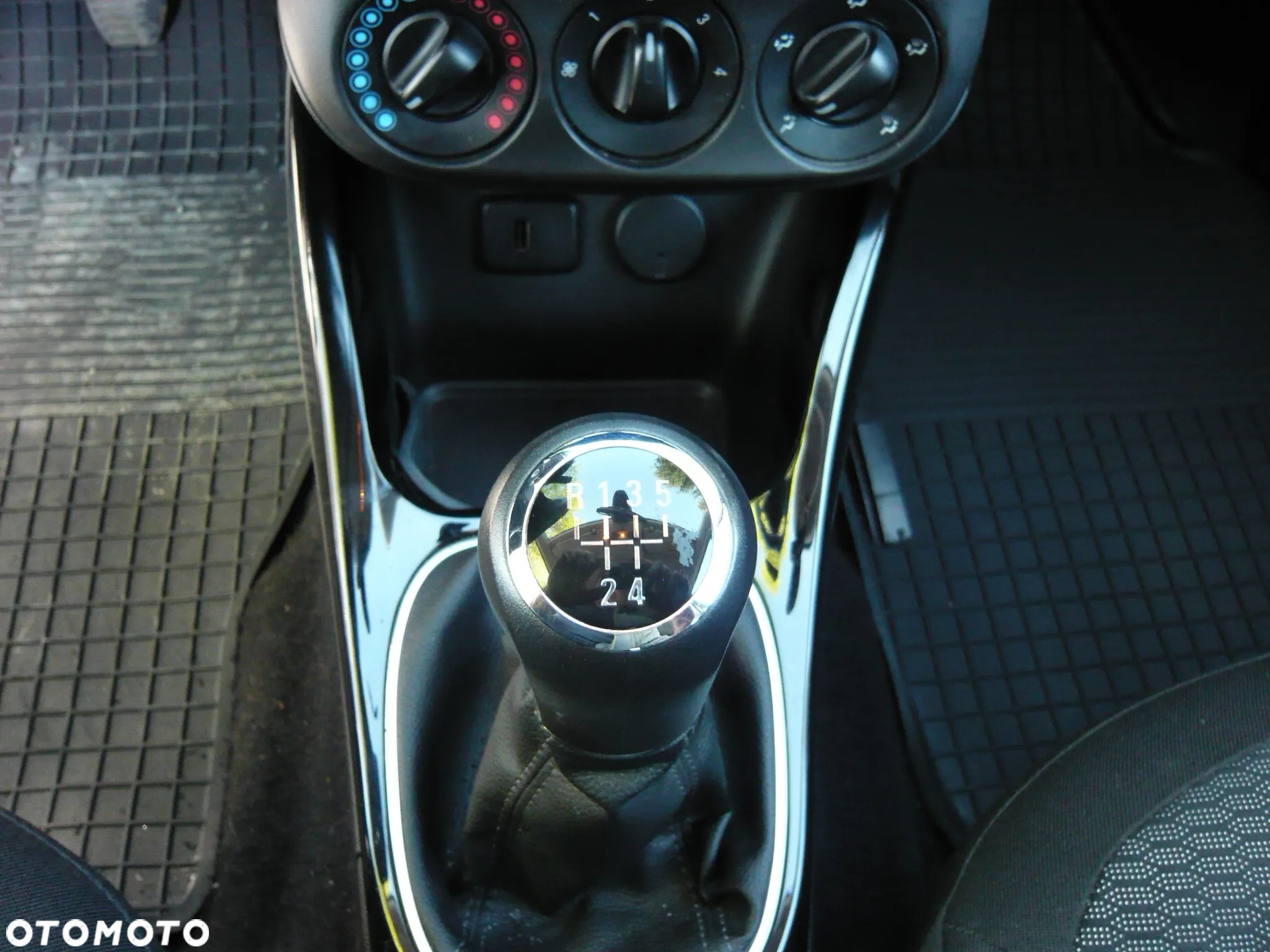 Opel Corsa 1.4 Active - 17
