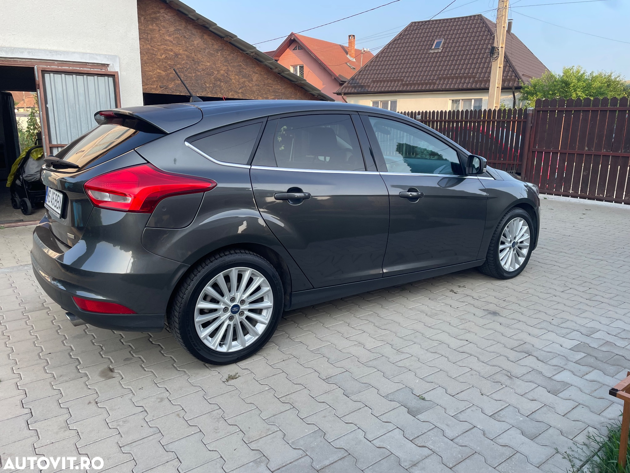 Ford Focus 1.5 Ecoboost Titanium Business - 4