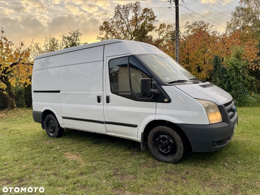 Ford Transit - 24