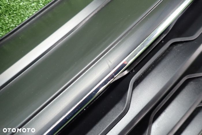 VW T-ROC TROC 17- atrapa grill - 4
