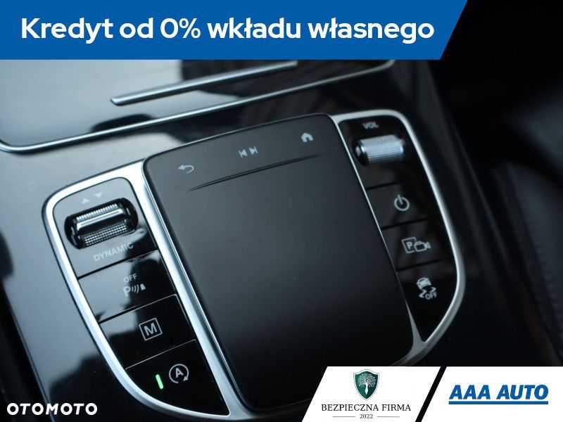 Mercedes-Benz GLC - 13