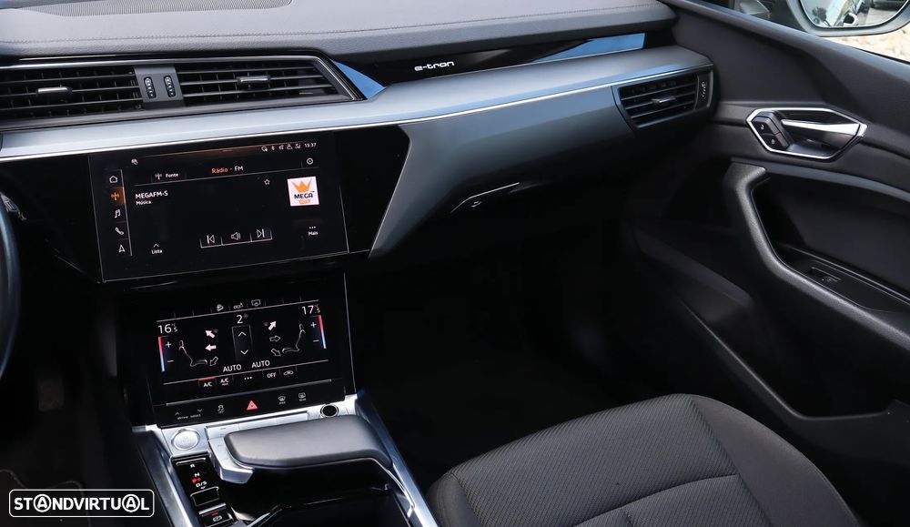 Audi e-tron 50 quattro - 17