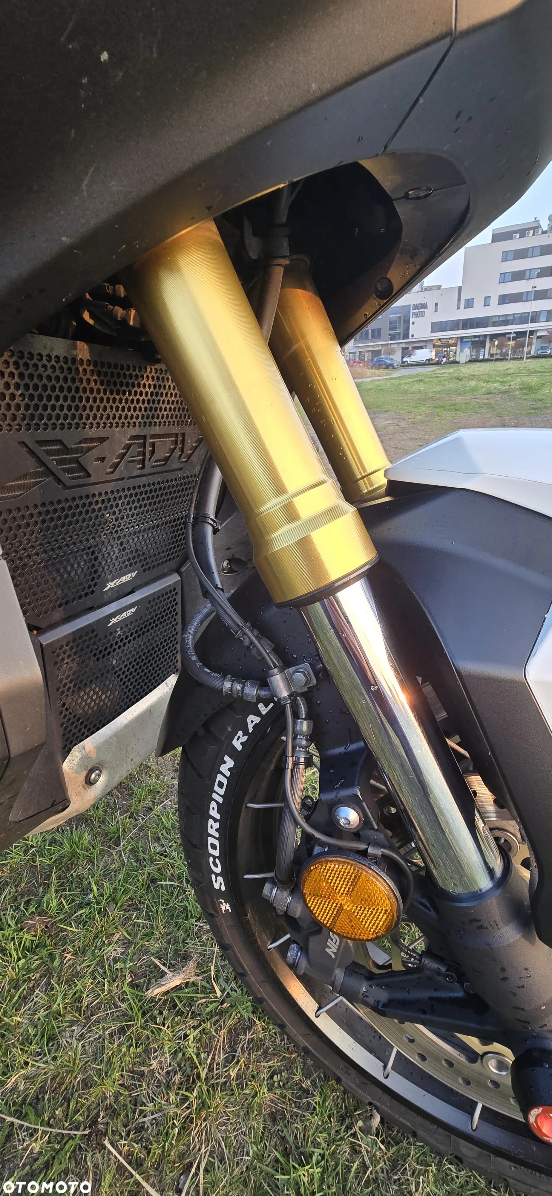 Honda X-ADV - 12