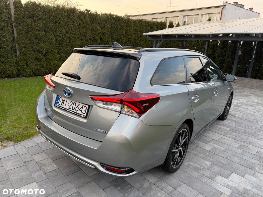 Toyota Auris Hybrid 135 Prestige - 7