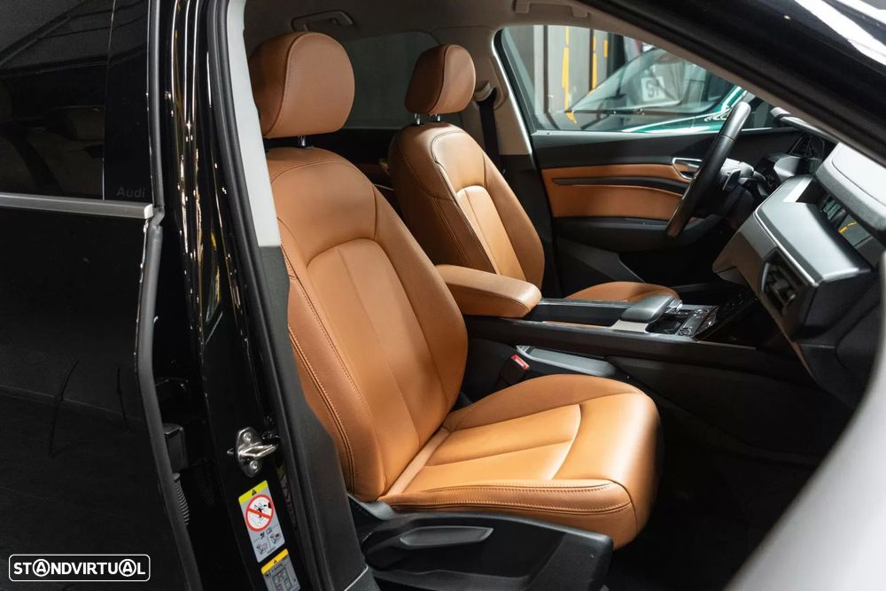 Audi Q8 e-tron 55 quattro Advanced — fotografia 18