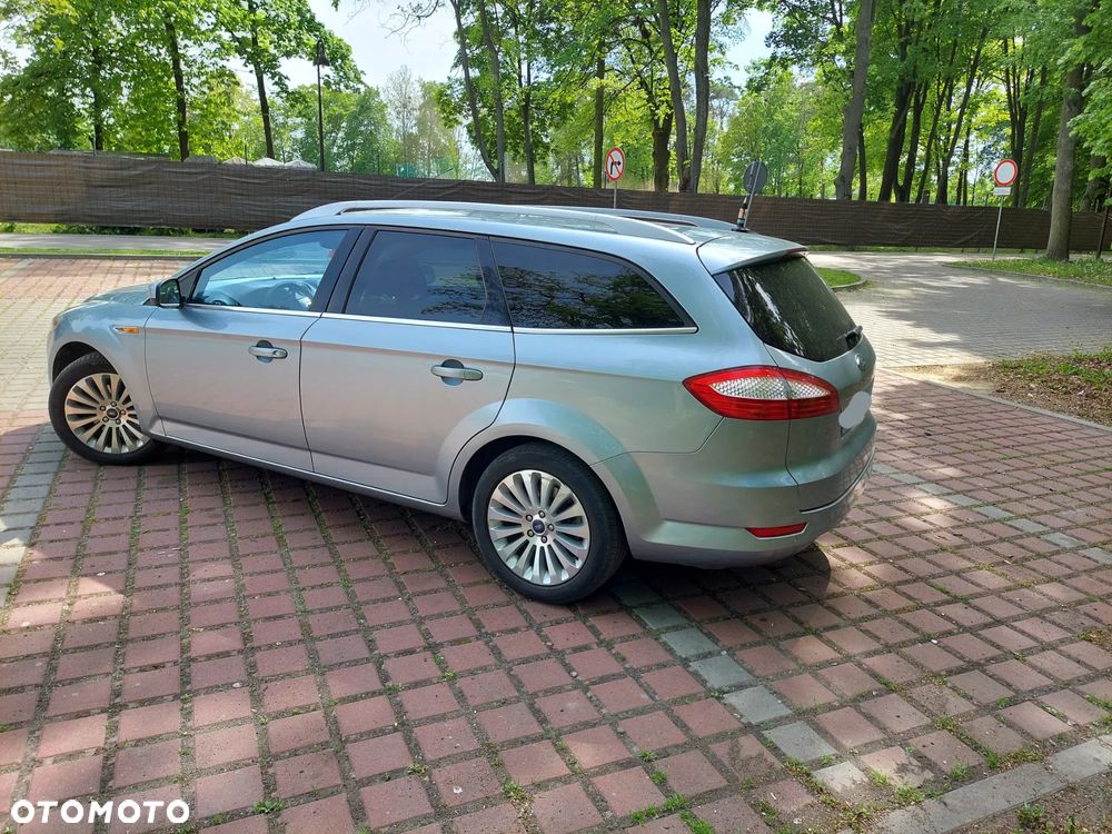 Ford Mondeo - 26