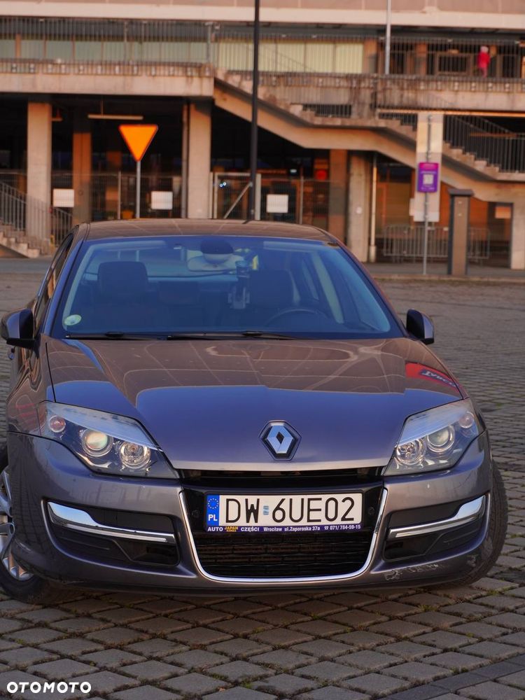 Renault Laguna 2013 photo 2