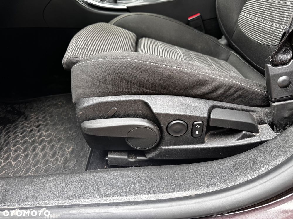 Opel Insignia 2.0 CDTI Cosmo S&S - 21