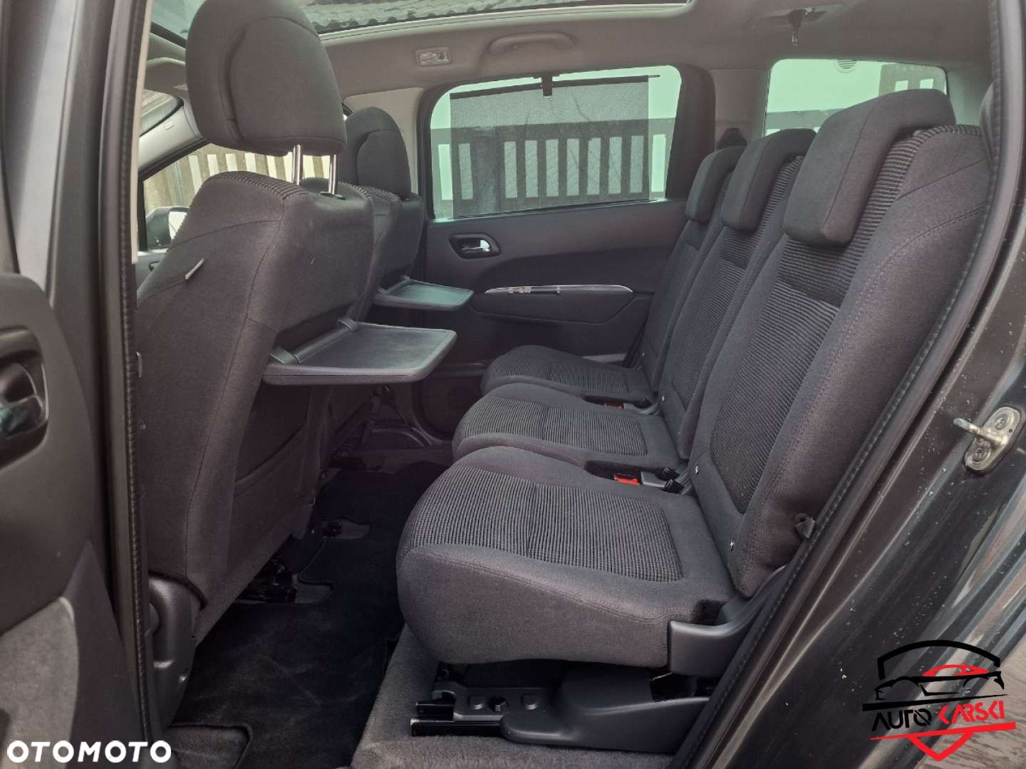 Peugeot 5008 - 26