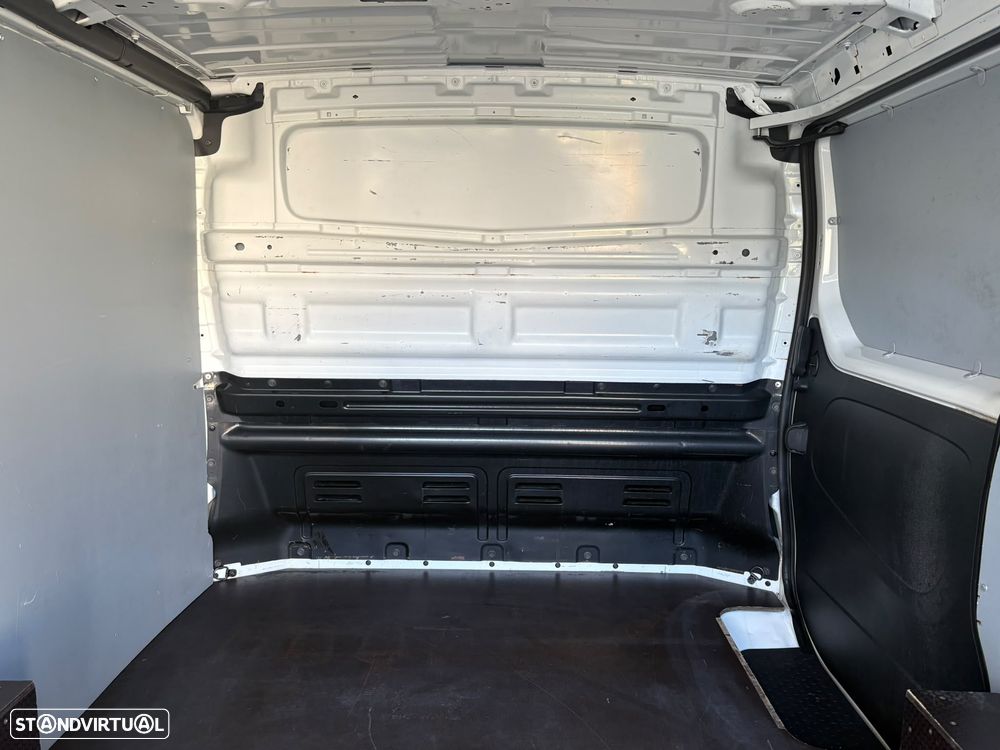 Renault Trafic 2.0 Blue dCi L1H1 130cv - 25