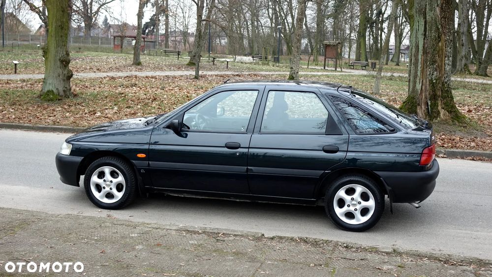 Ford Escort 1.3 CL - 23