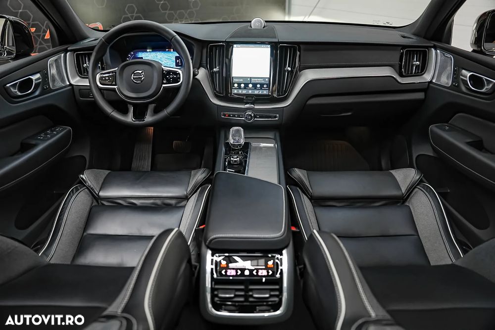 Volvo XC 60 B4 D AWD Ultimate Dark - 10