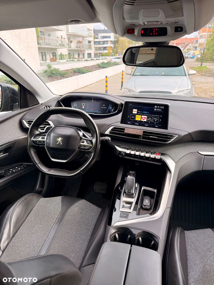 Peugeot 5008 1.6 BlueHDI Allure S&S EAT6 - 11