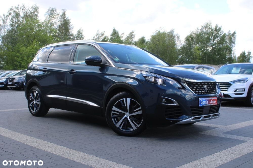 Peugeot 5008 - 8