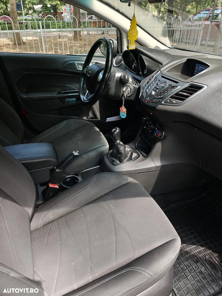 Ford Fiesta - 9