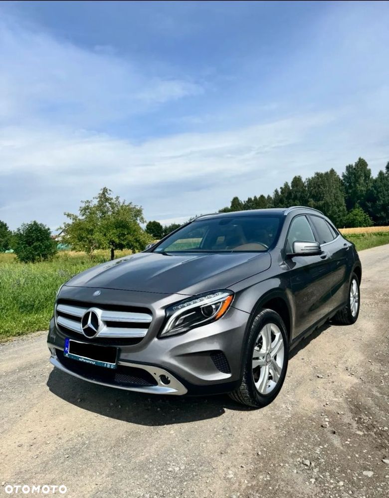 Mercedes-Benz GLA 250 4-Matic - 25