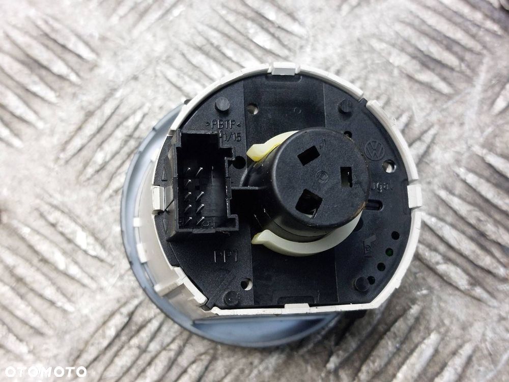 PRZEŁĄCZNIK ŚWIATEŁ  SKODA OCTAVIA II 1Z0941431C - 2