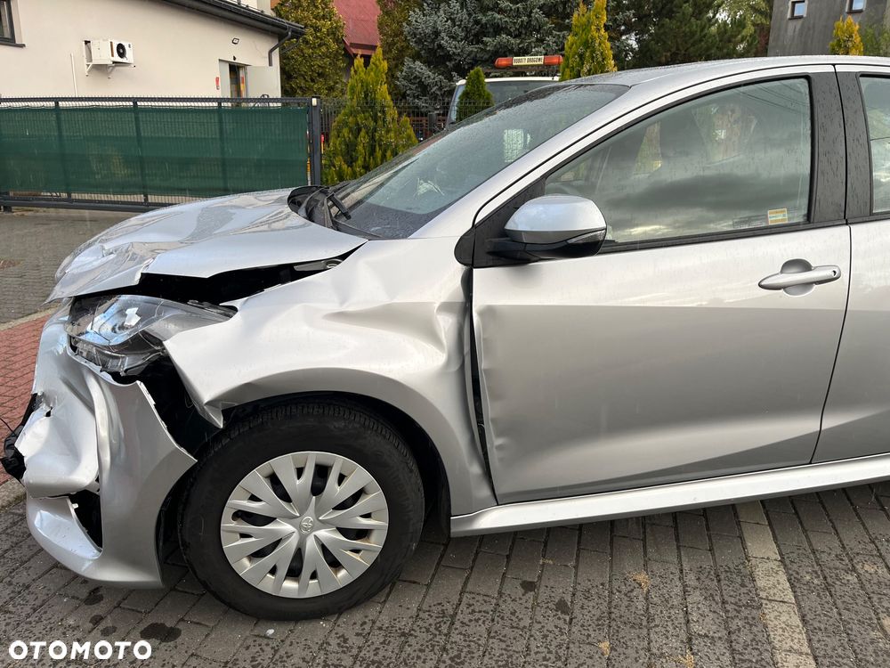 Toyota Yaris 1.5 Active - 10
