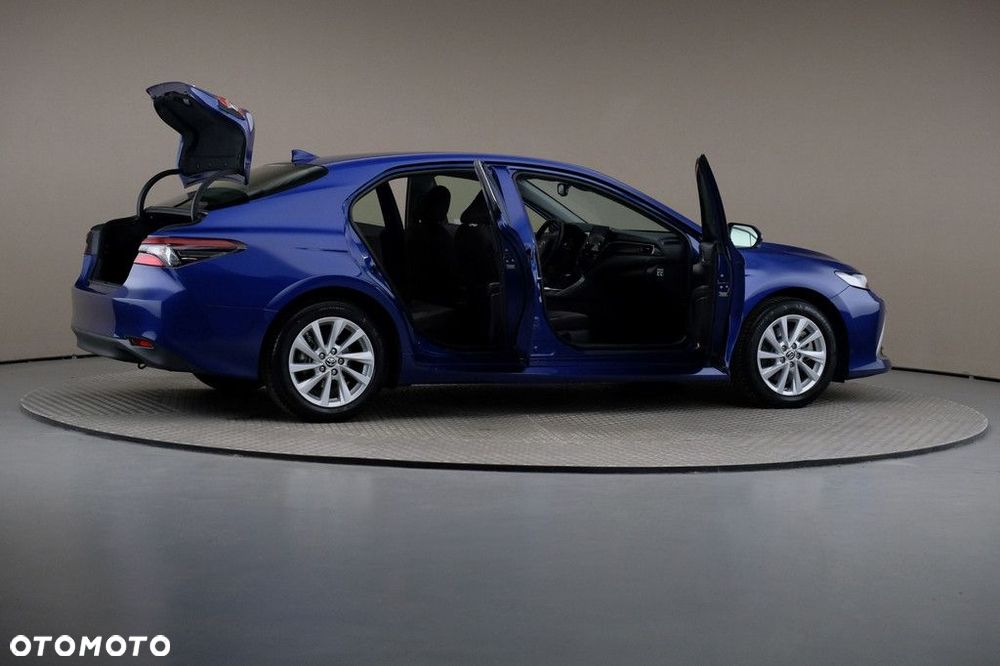 Toyota Camry 2.5 Hybrid Comfort CVT - 6
