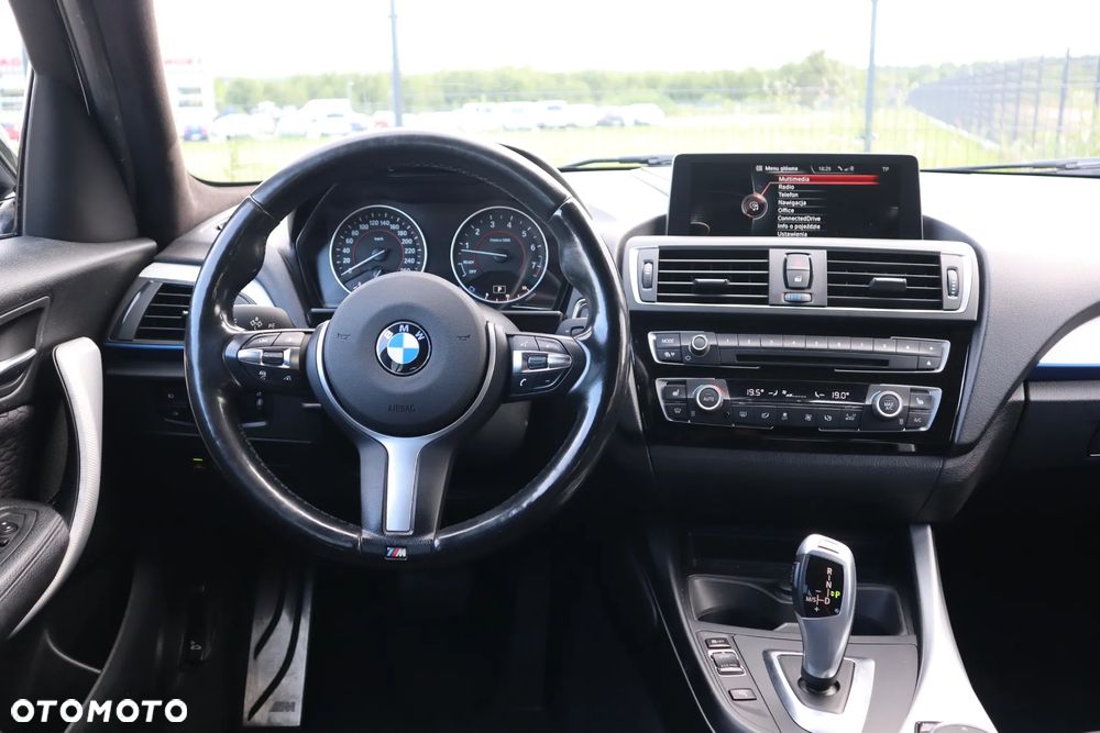 BMW Seria 1 120i M Sport - 29