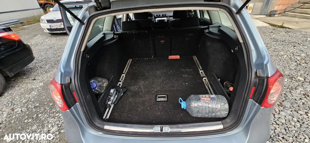 Volkswagen Passat 2.0 TDI Comfortline - 3